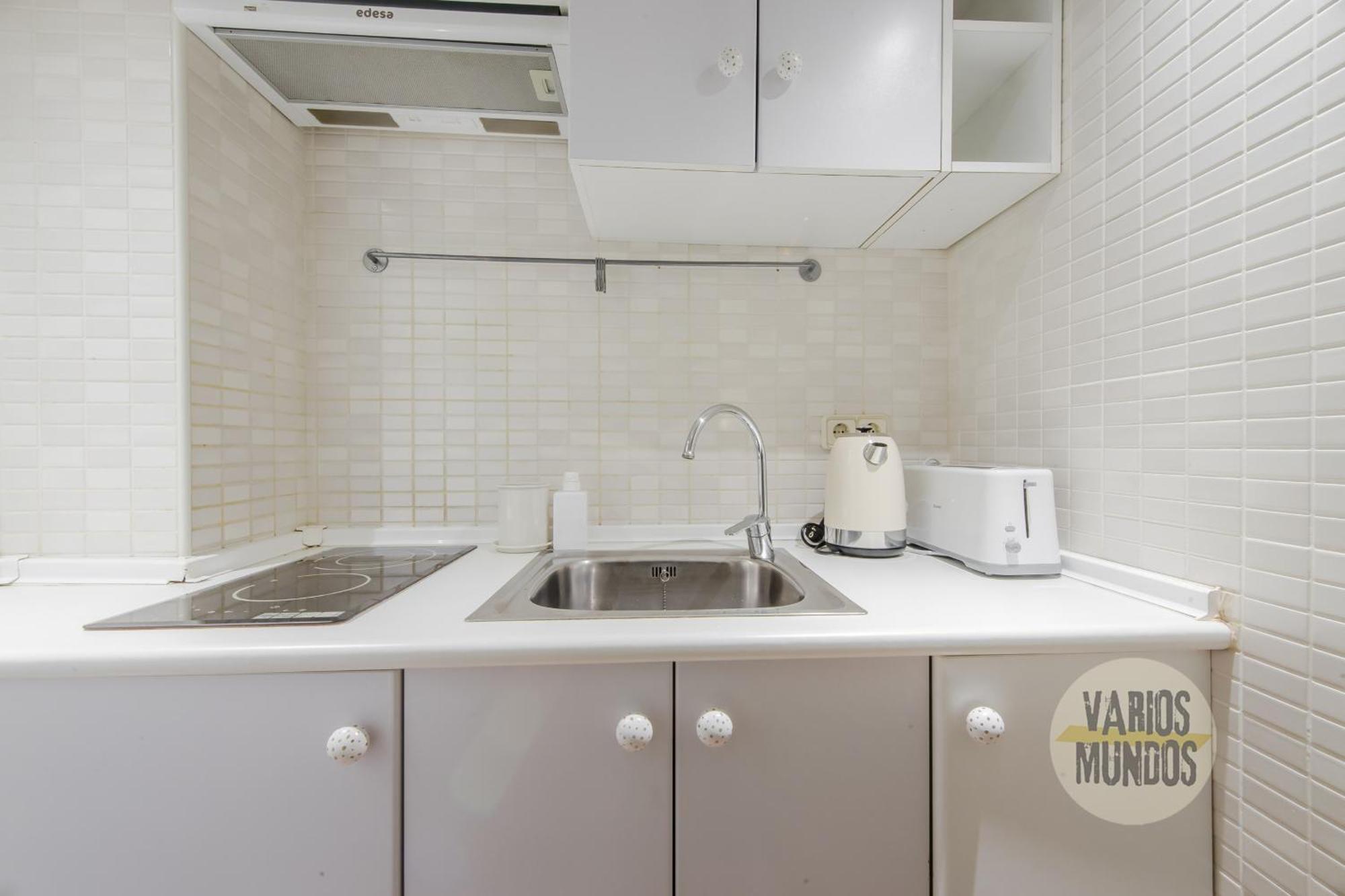 Elegante Apt Para 3 En Chueca A 1 Min De Gran Via Мадрид Екстер'єр фото
