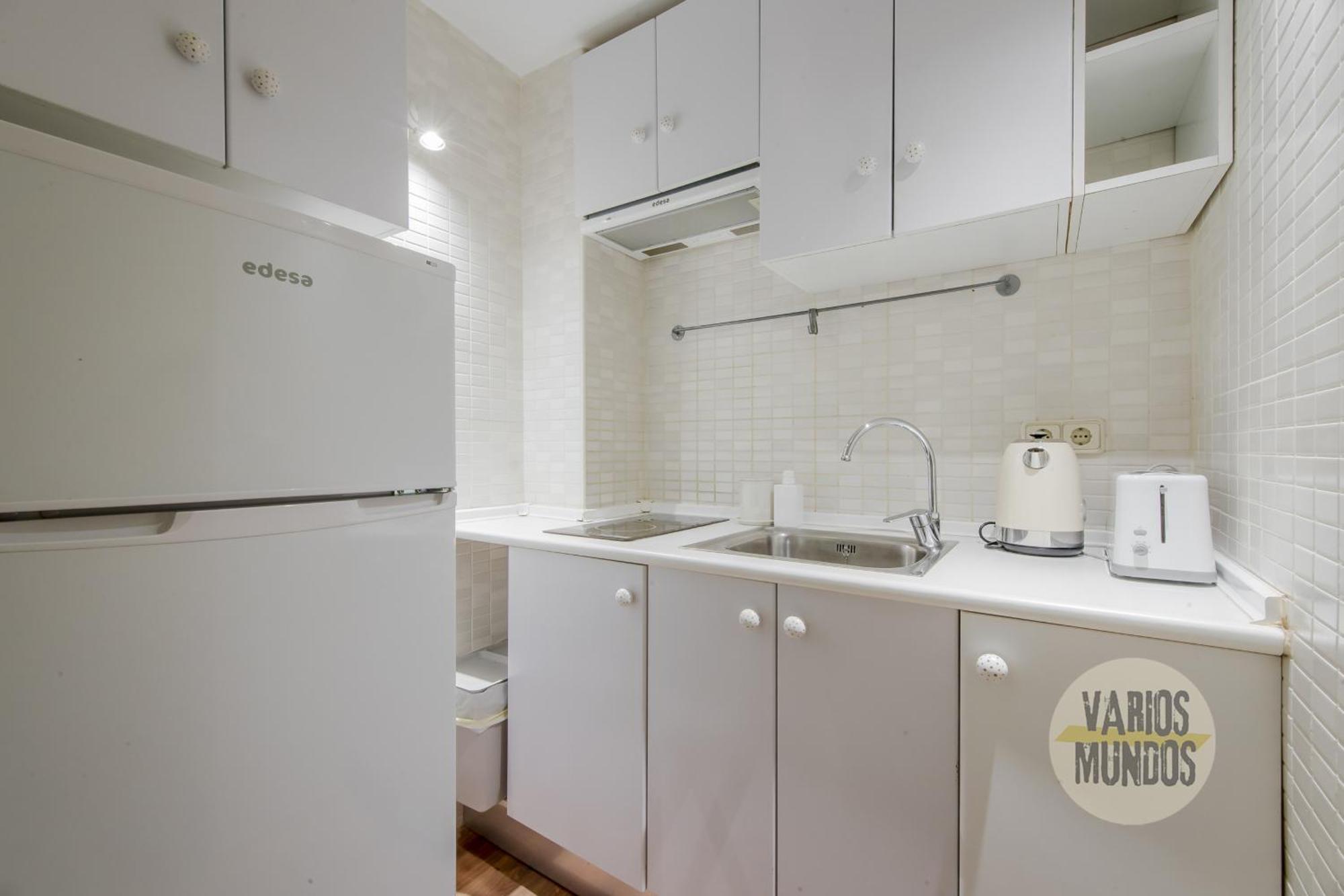 Elegante Apt Para 3 En Chueca A 1 Min De Gran Via Мадрид Екстер'єр фото